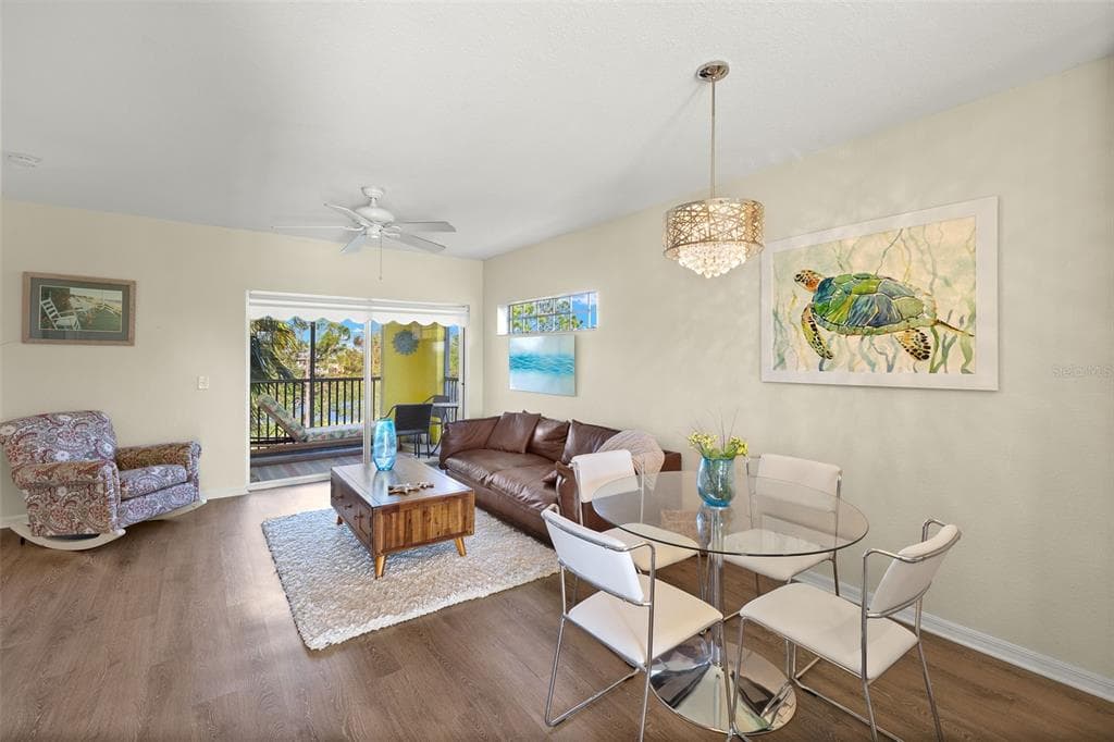 2060 WILLOW HAMMOCK CIRCLE # D304, PUNTA GORDA, FL 33983 — zdjęcie 4