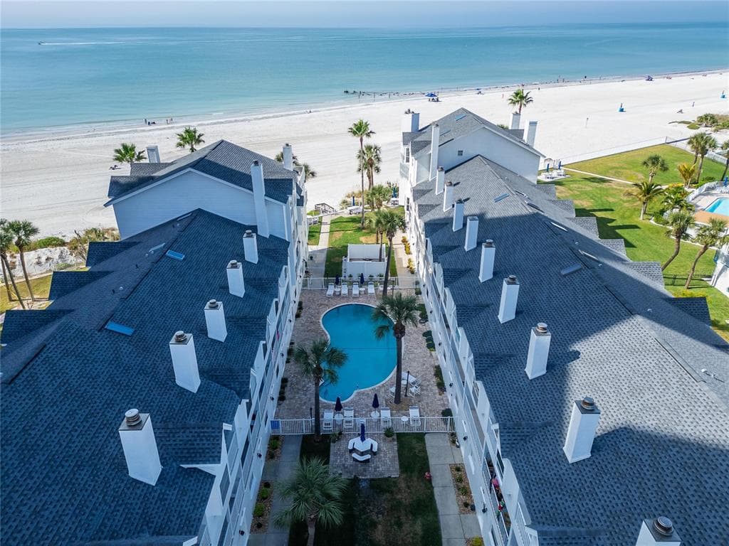17960 GULF BOULEVARD # 104, REDINGTON SHORES, FL 33708 — zdjęcie 3