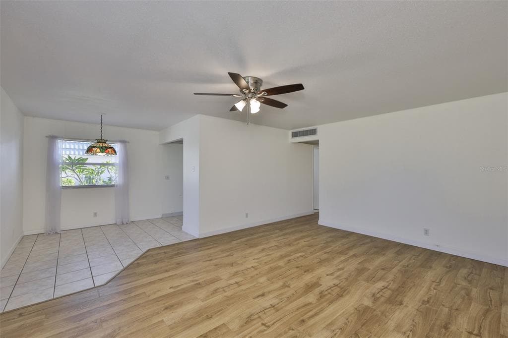 1811 BEDFORD LANE # 153, SUN CITY CENTER, FL 33573 — zdjęcie 5