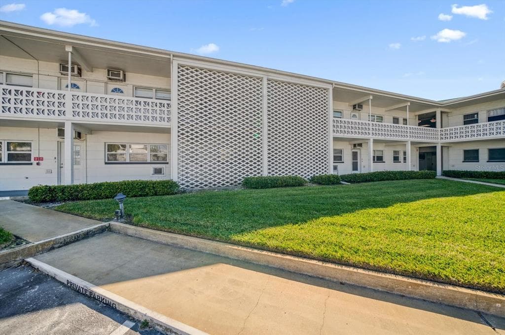 7050 SUNSET WAY # 6, ST PETE BEACH, FL 33706 — zdjęcie 2