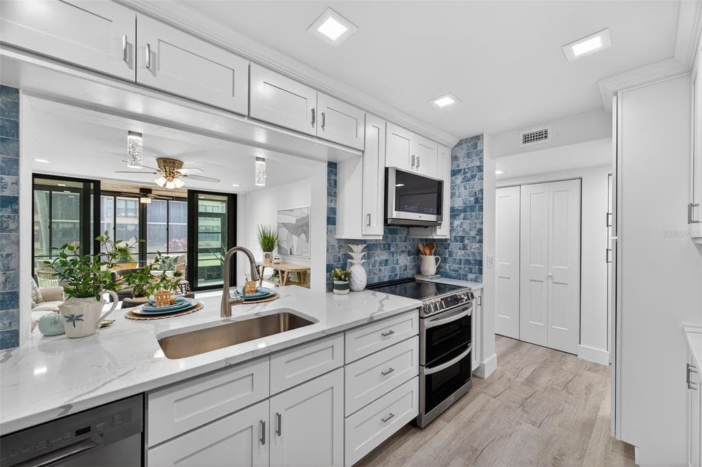 19701 GULF BOULEVARD # 120, INDIAN SHORES, FL 33785 — zdjęcie 3