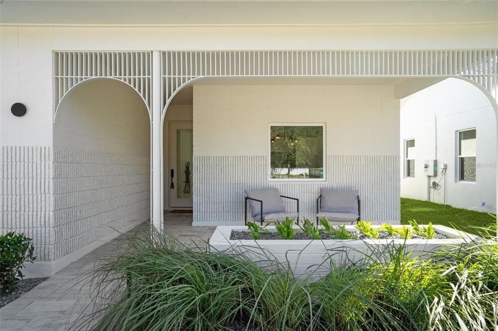 438 SKYFIELD COURT, LADY LAKE, FL 32159 — zdjęcie 2