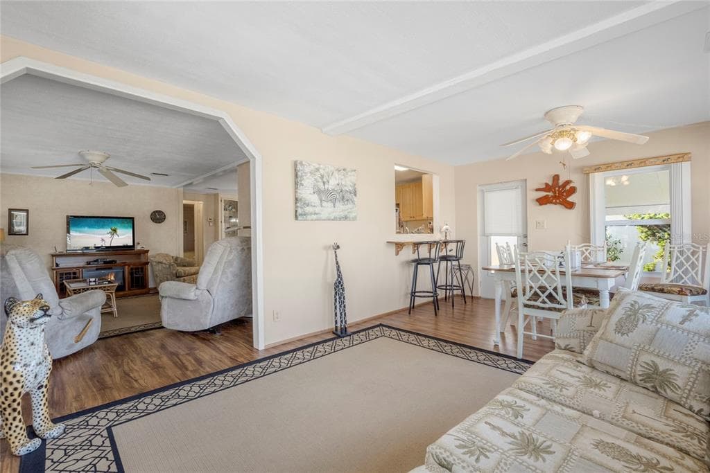 533 FLEETWOOD STREET, NORTH PORT, FL 34287 — zdjęcie 3