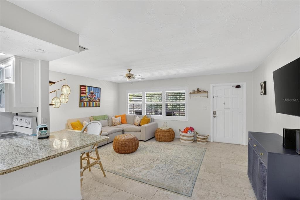 650 PINELLAS POINT DRIVE S # 236, ST PETERSBURG, FL 33705 — zdjęcie 4