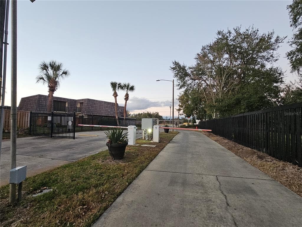 2927 TANGERINE COURT, LEESBURG, FL 34748 — zdjęcie 4