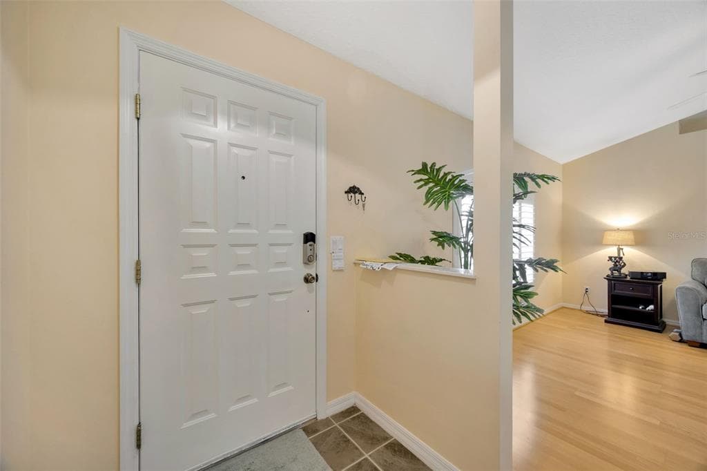37157 FOXRUN PLACE, ZEPHYRHILLS, FL 33542 — zdjęcie 3
