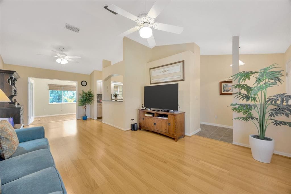 37157 FOXRUN PLACE, ZEPHYRHILLS, FL 33542 — zdjęcie 5