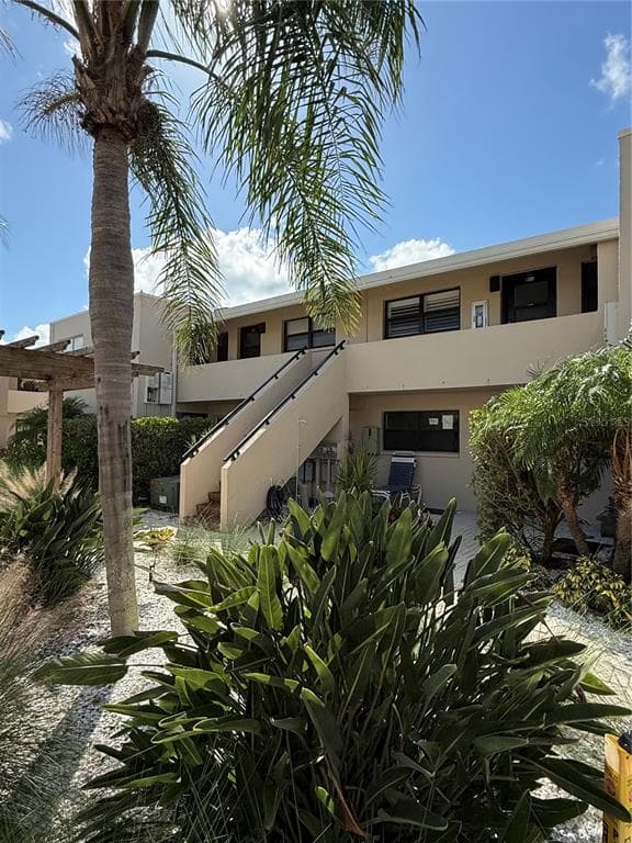 4621 GULF OF MEXICO DRIVE # 10D, LONGBOAT KEY, FL 34228