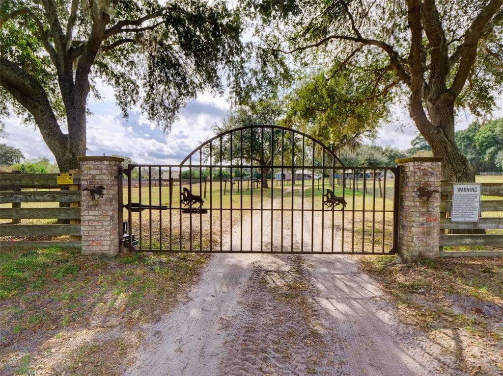 1765 E CR 462, WILDWOOD, FL 34785 — zdjęcie 2
