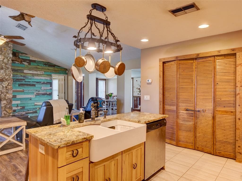 1765 E CR 462, WILDWOOD, FL 34785 — zdjęcie 5
