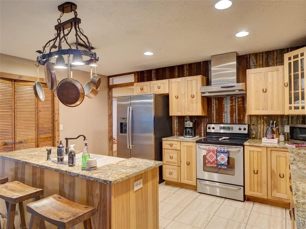 1765 E CR 462, WILDWOOD, FL 34785 — zdjęcie 4