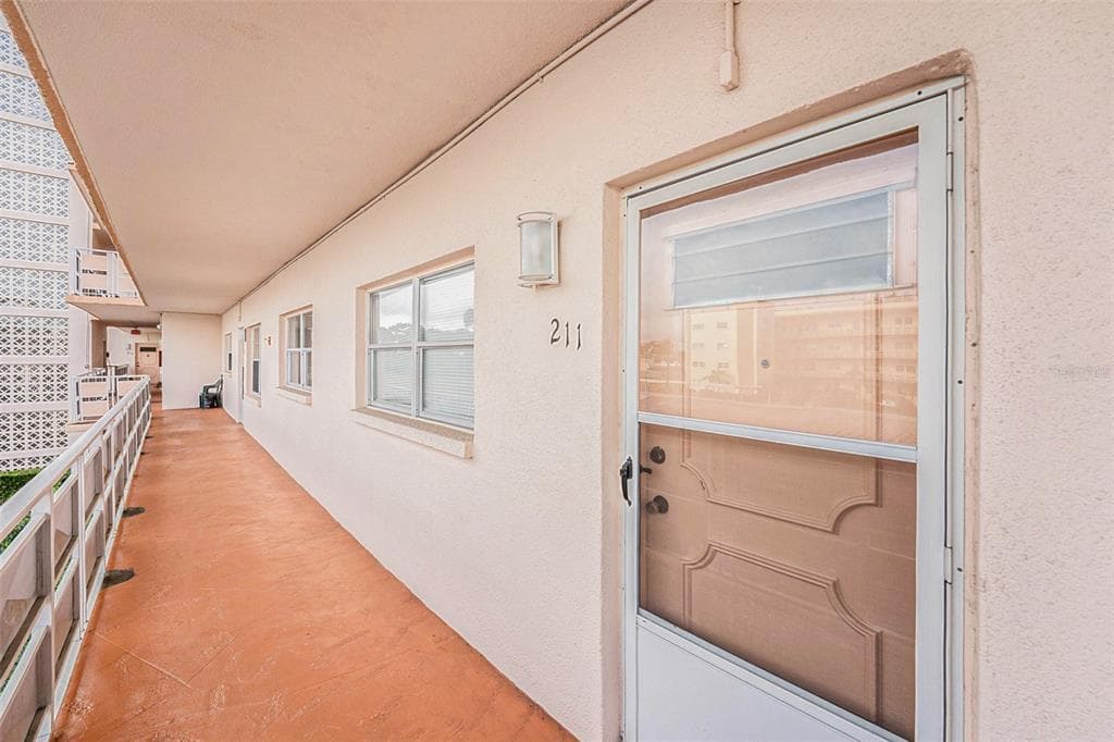 5623 80TH STREET N # 211, ST PETERSBURG, FL 33709 — zdjęcie 4