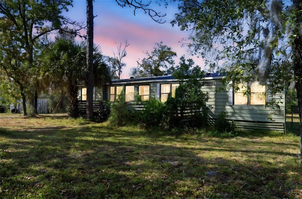 8045 INDIAN TRAIL ROAD, WEEKI WACHEE, FL 34613