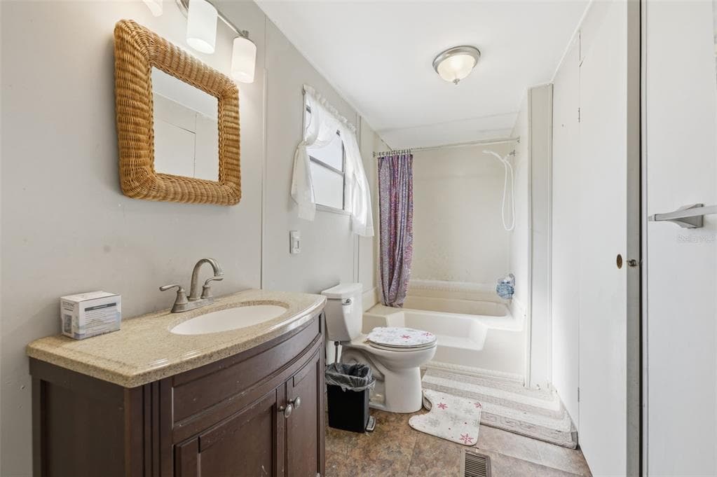 8045 INDIAN TRAIL ROAD, WEEKI WACHEE, FL 34613 — zdjęcie 4