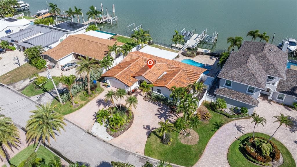 7827 9TH AVENUE S, ST PETERSBURG, FL 33707 — zdjęcie 4