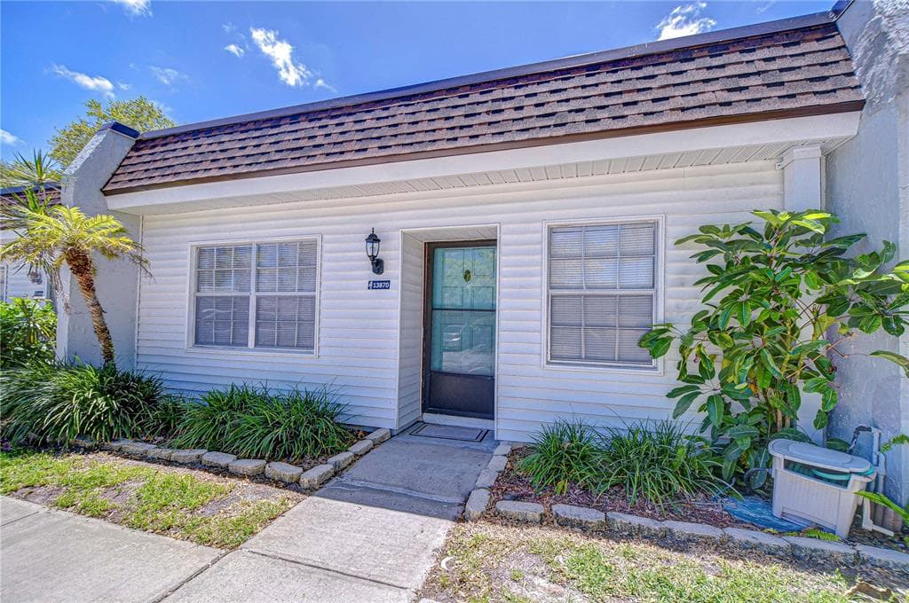 13870 OAKWOOD LANE, SEMINOLE, FL 33776 — zdjęcie 3