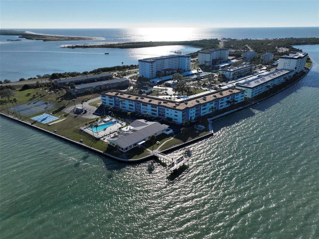 5 GATESHEAD DRIVE # 107, DUNEDIN, FL 34698 — zdjęcie 2