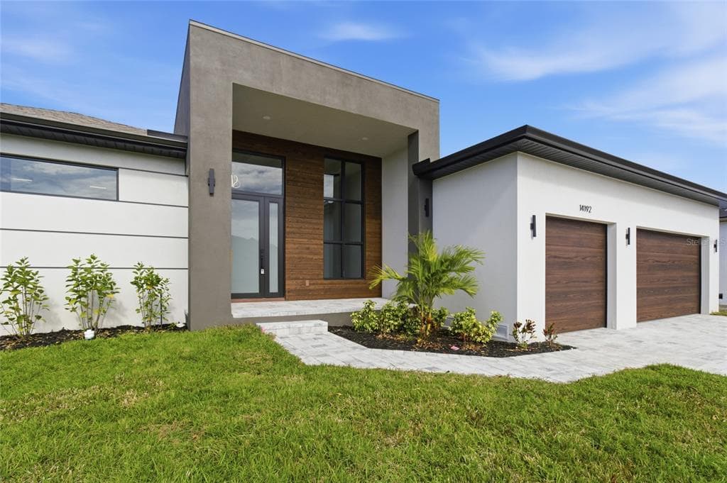 14192 FORT MYERS AVENUE, PORT CHARLOTTE, FL 33981 — zdjęcie 2