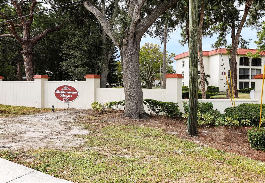2700 BAYSHORE BOULEVARD # 2105, DUNEDIN, FL 34698