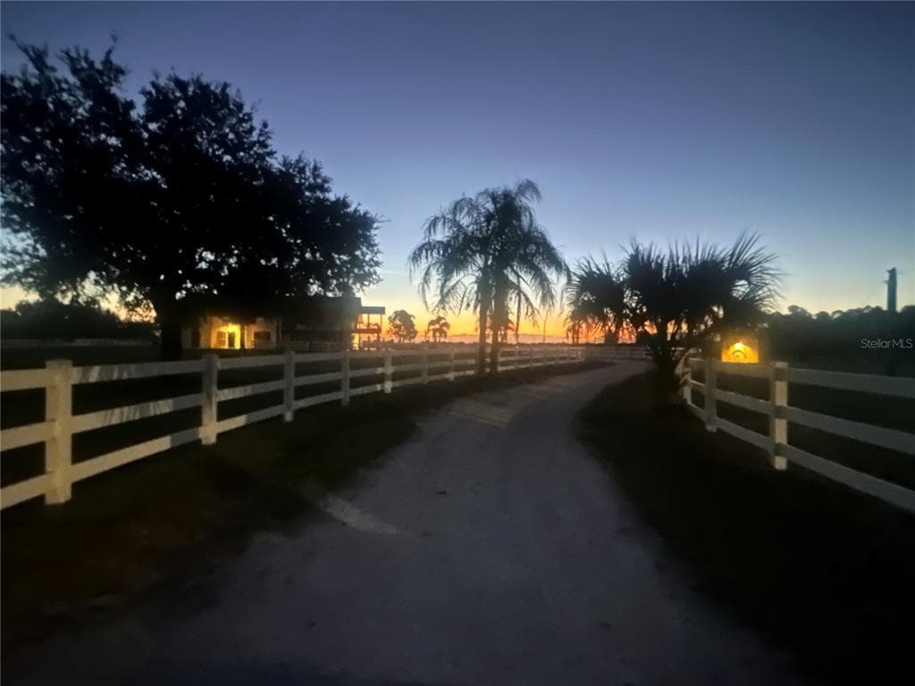 664 S LAKE STARR BOULEVARD, LAKE WALES, FL 33898 — zdjęcie 2