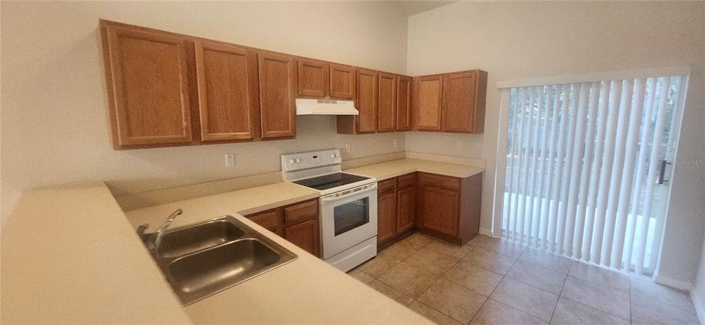 7411 CANTERBURY STREET, SPRING HILL, FL 34606 — zdjęcie 4