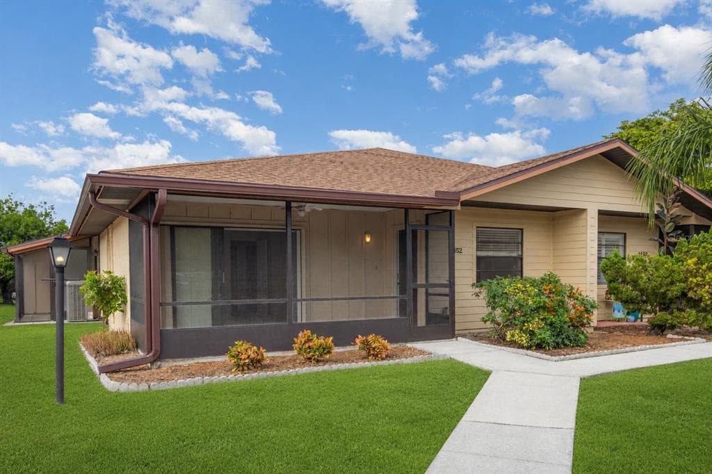 4152 66TH STREET CIRCLE W, BRADENTON, FL 34209