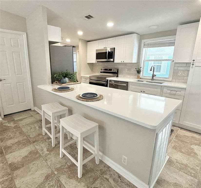 7107 MOUNT ESSEX DRIVE NE # 520, ST PETERSBURG, FL 33702 — zdjęcie 4