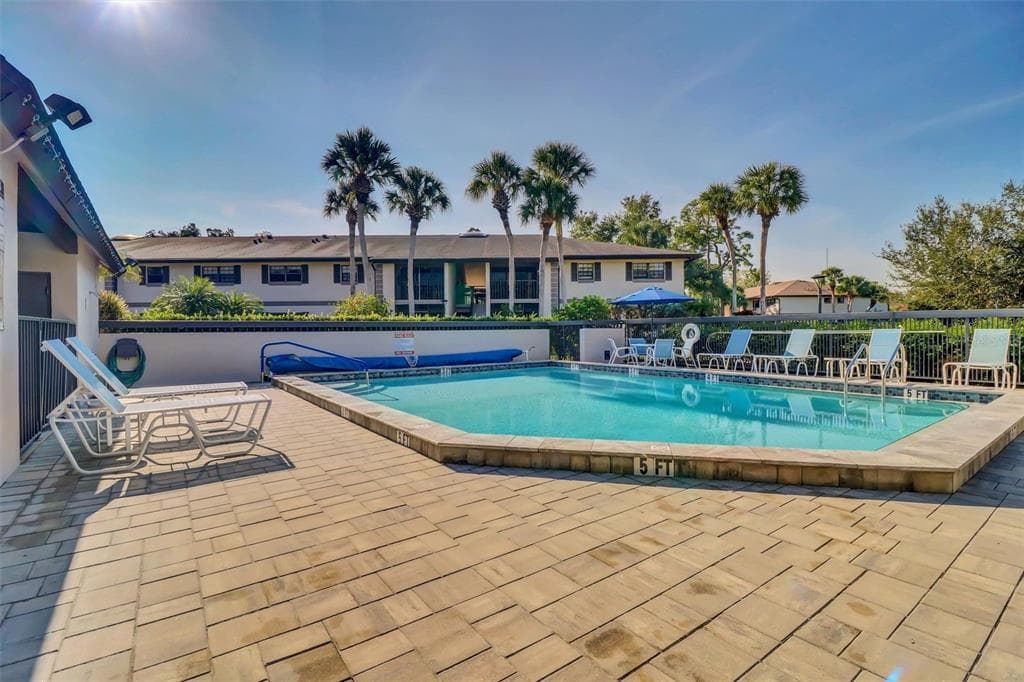 1515 FORREST NELSON BOULEVARD # N104, PORT CHARLOTTE, FL 33952 — zdjęcie 2