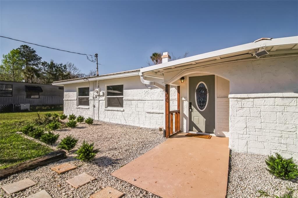 9400 NE 307TH COURT, FORT MC COY, FL 32134 — zdjęcie 4