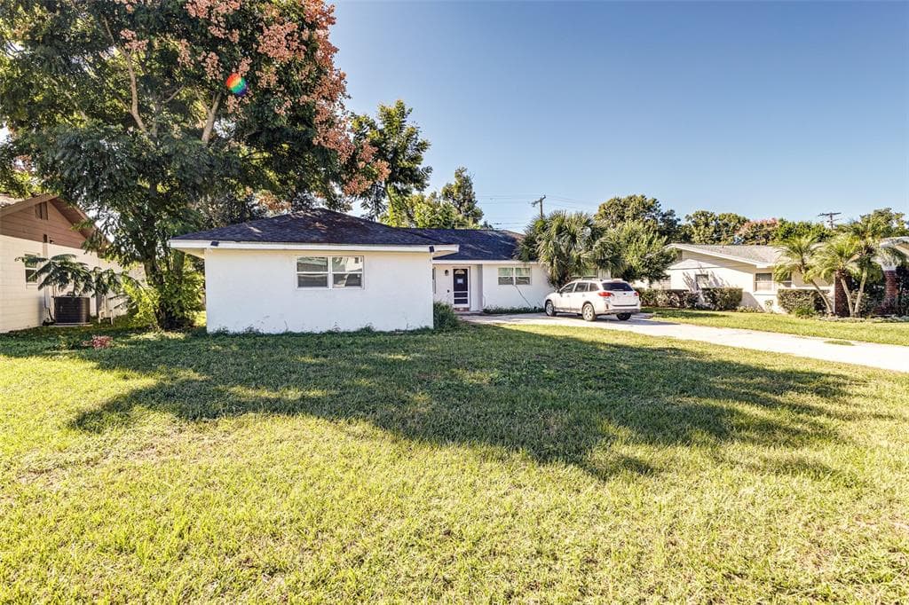 112 PAINE DRIVE, WINTER HAVEN, FL 33884