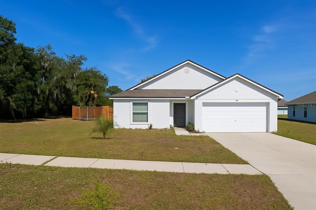 190 W 6TH STREET, FROSTPROOF, FL 33843
