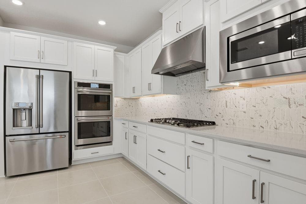 664 JUNONIA BOULEVARD, NEW SMYRNA BEACH, FL 32168 — zdjęcie 2