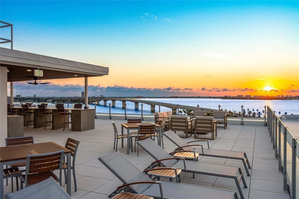 111 GOLDEN GATE # 602, SARASOTA, FL 34236