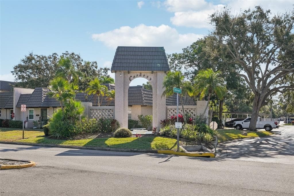 404 CORDOVA GREEN # 404, SEMINOLE, FL 33777 — zdjęcie 2