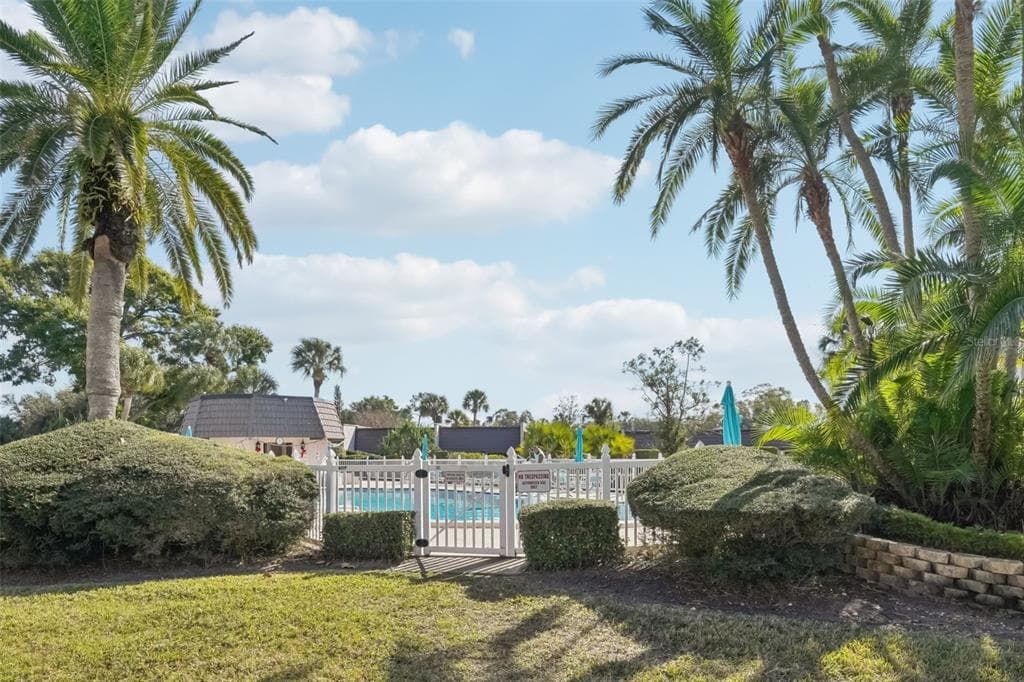 404 CORDOVA GREEN # 404, SEMINOLE, FL 33777 — zdjęcie 4