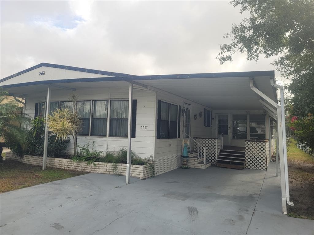 3027 GALAXY LANE, LAKELAND, FL 33801