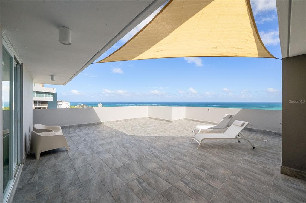4123 ISLA VERDE AVE, WALDORF TOWER # PH-4, CAROLINA, PR 00979
