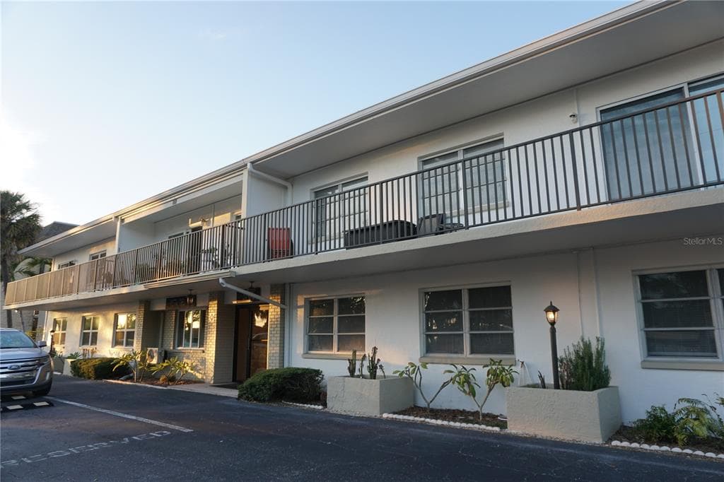 3753 46TH AVENUE S # 12, ST PETERSBURG, FL 33711