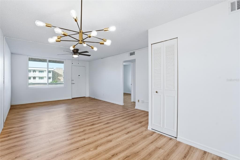 5095 BAY STREET NE # 210, ST PETERSBURG, FL 33703 — zdjęcie 5