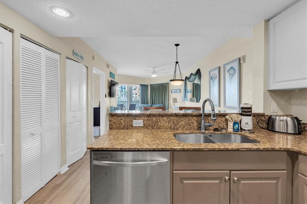 12000 GULF BOULEVARD # 207N, TREASURE ISLAND, FL 33706 — zdjęcie 5