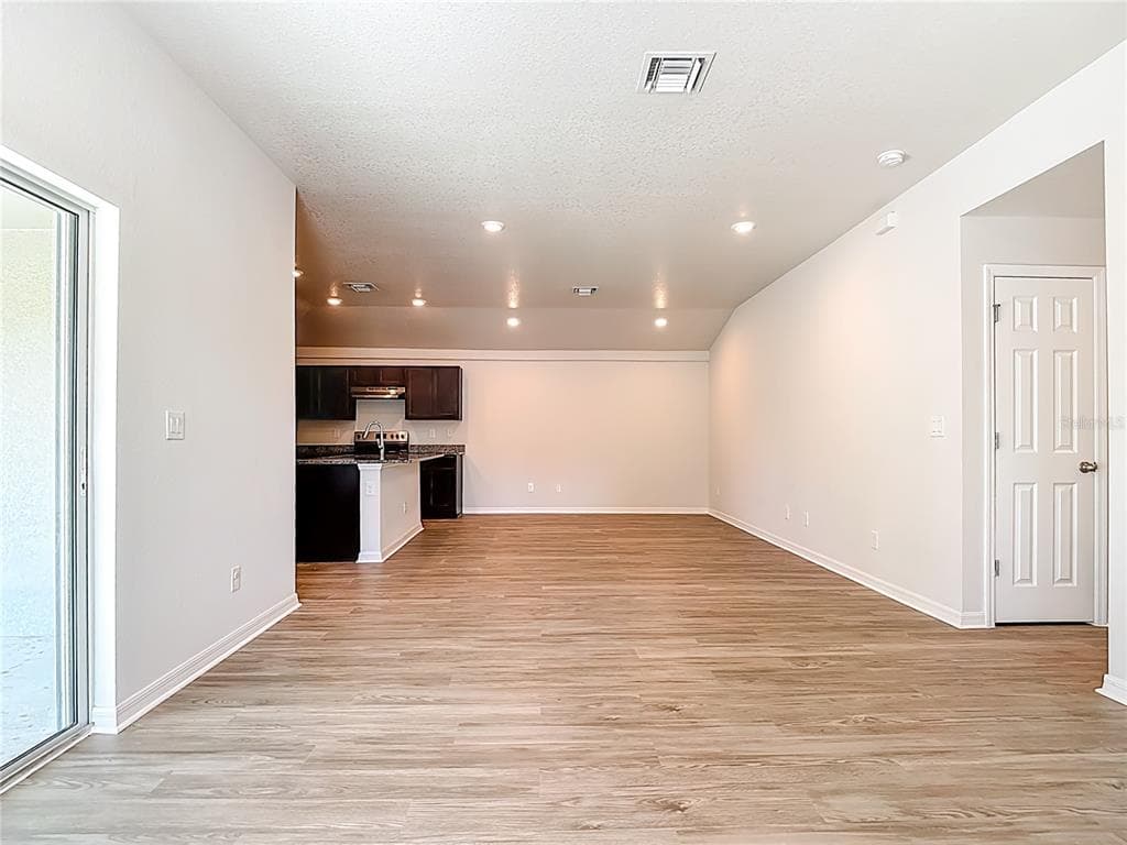 378 URBANA STREET, LEHIGH ACRES, FL 33972 — zdjęcie 4