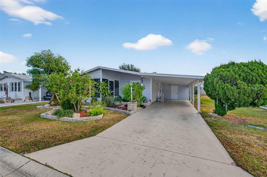 3904 WILLIAM HUME DRIVE, ZEPHYRHILLS, FL 33541 — zdjęcie 2