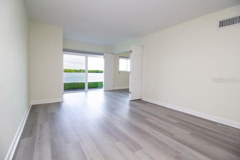 280 126TH AVENUE # 108, TREASURE ISLAND, FL 33706 — zdjęcie 4