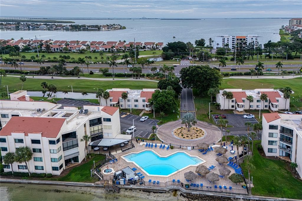 5541 PUERTA DEL SOL BOULEVARD S # 116, ST PETERSBURG, FL 33715 — zdjęcie 2