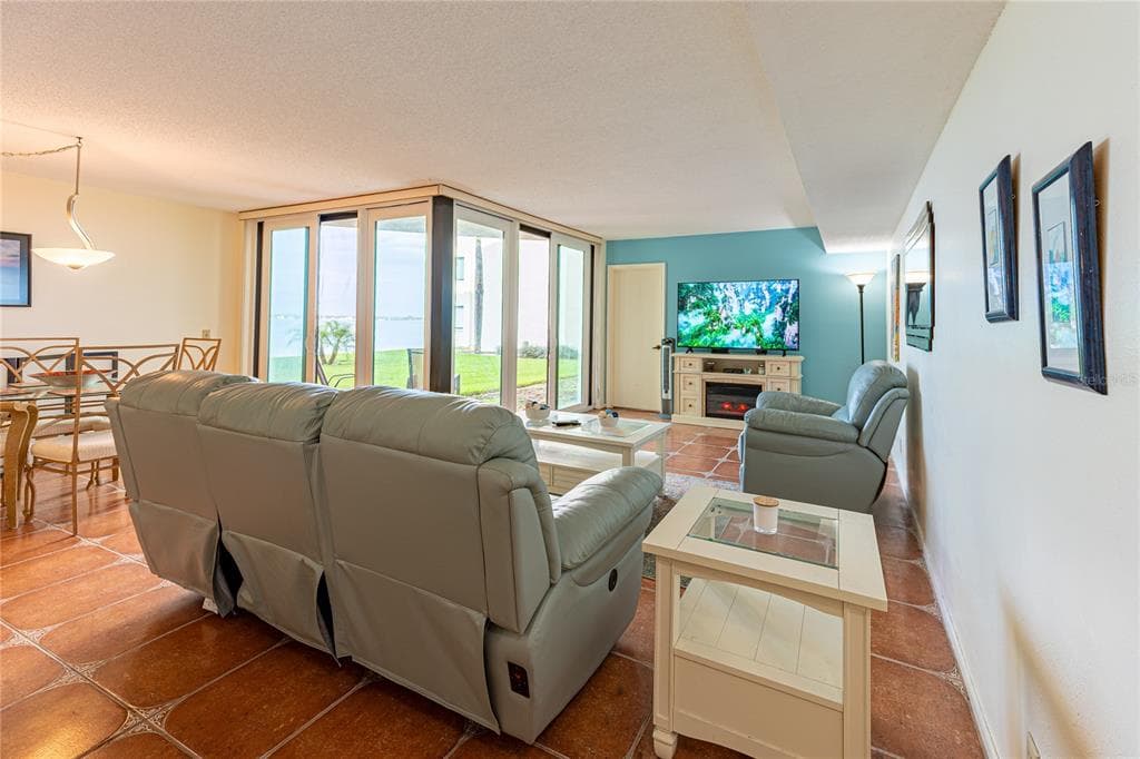 5541 PUERTA DEL SOL BOULEVARD S # 116, ST PETERSBURG, FL 33715 — zdjęcie 3