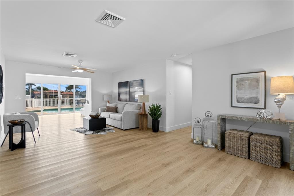 350 N JULIA CIRCLE, ST PETE BEACH, FL 33706 — zdjęcie 4