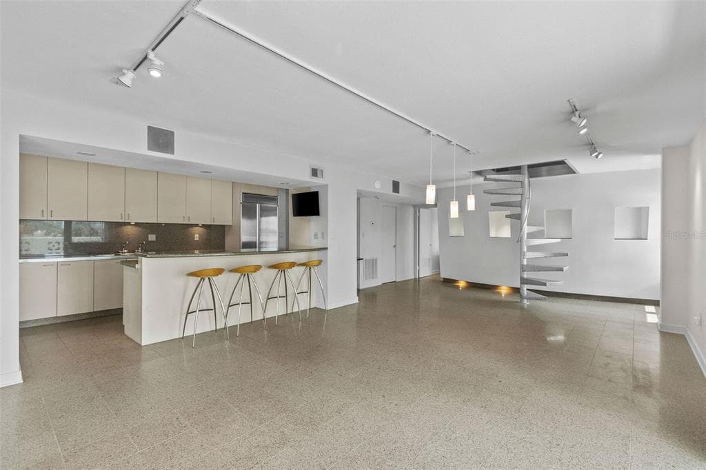 2401 BAYSHORE BOULEVARD # 410, TAMPA, FL 33629 — zdjęcie 4