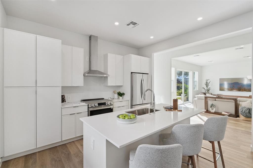 447 SKYFIELD COURT, LADY LAKE, FL 32159 — zdjęcie 3