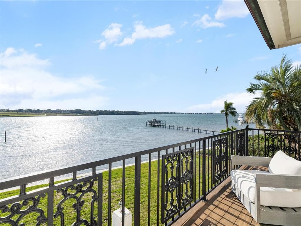 429 ST ANDREWS DRIVE, BELLEAIR, FL 33756
