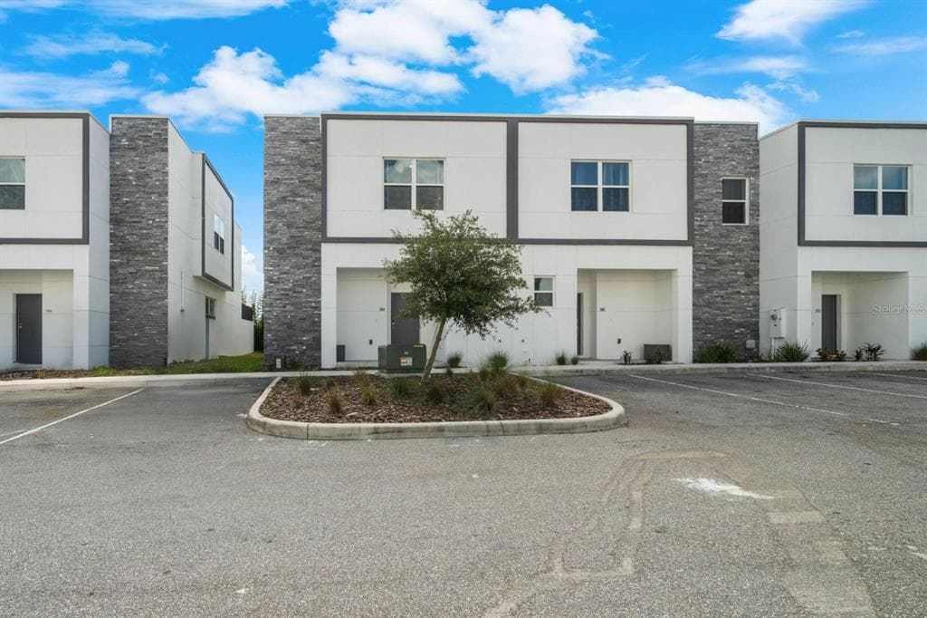 384 FAMAGUSTA DRIVE, DAVENPORT, FL 33896